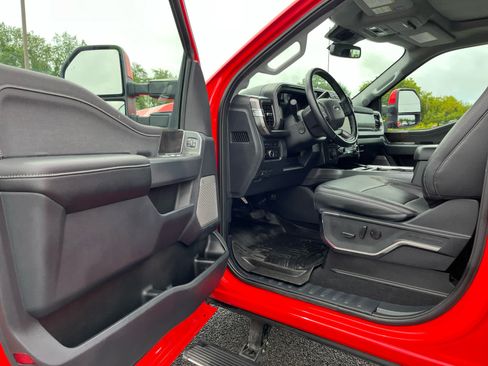 Used 2023 Ford F250 Lariat w/ Tremor Off-Road Package AWD/4WD image 10