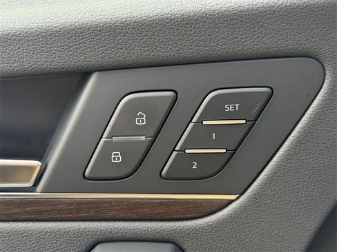 Used 2023 Audi Q5 2.0T Premium Plus w/ Premium Plus Package image 16