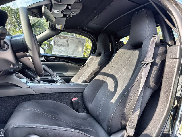 New 2026 MAZDA MX-5 Miata Club w/ Interior Package RWD image 11