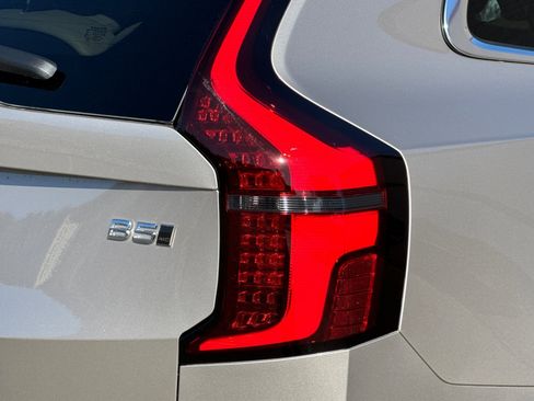 New 2026 Volvo XC90 B5 Ultra w/ Protection Package Premier image 24