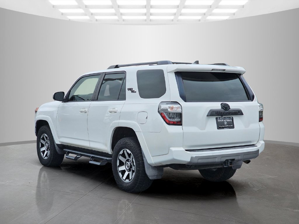 Used 2020 Toyota 4Runner TRD Off-Road AWD/4WD image 4