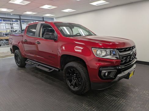 Used 2022 Chevrolet Colorado Z71 w/ Trail Boss Package image 3