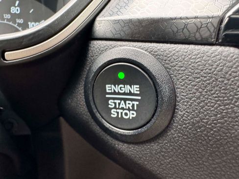 Certified 2022 Ford Escape SEL w/ SEL Stealth AWD Package image 30
