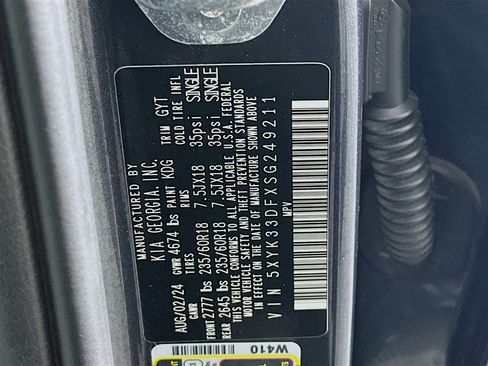 Used 2025 Kia Sportage EX w/ Premium Package image 12