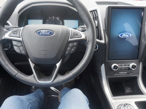 Used 2024 Ford Edge SEL w/ Convenience Package AWD/4WD image 10