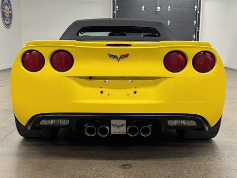 Used 2010 Chevrolet Corvette Grand Sport w/ Preferred Equipment Group RWD image 12