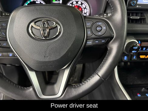Used 2022 Toyota RAV4 XLE Premium AWD/4WD image 12