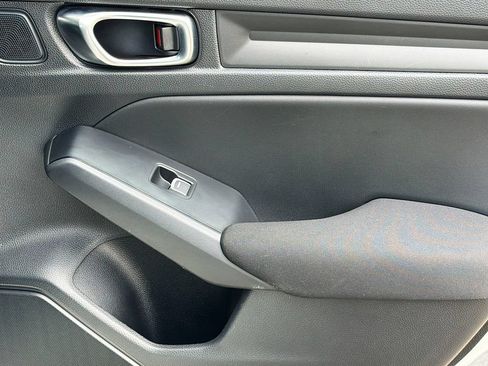 Used 2025 Honda Civic Sport image 28