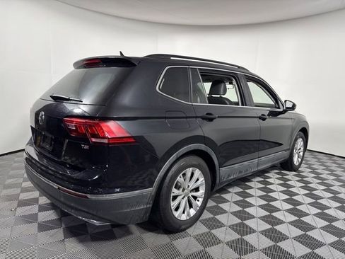 Used 2018 Volkswagen Tiguan image 6