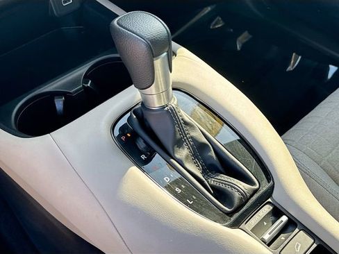 Certified 2023 Honda HR-V LX image 16
