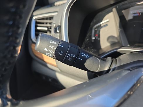 Used 2020 Honda CR-V Touring image 27