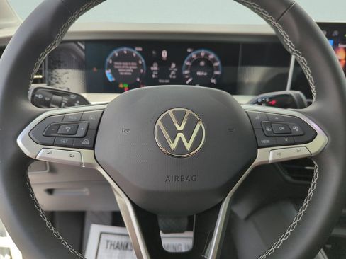 New 2026 Volkswagen Tiguan SE AWD/4WD image 39