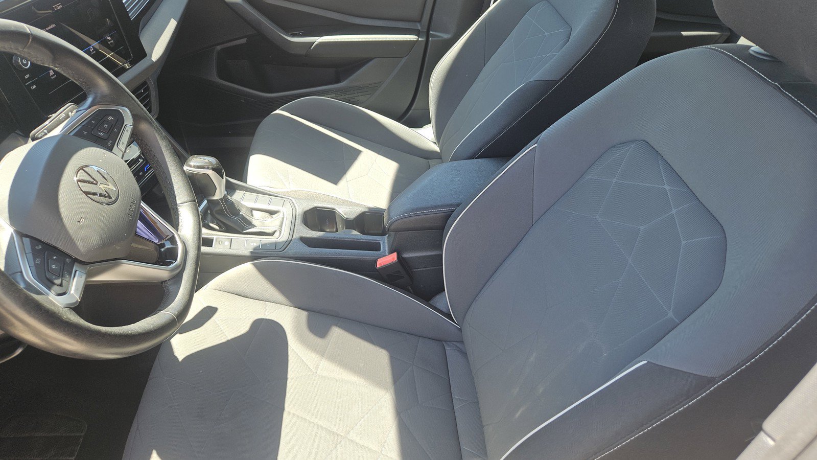Used 2025 Volkswagen Jetta Sport FWD image 10
