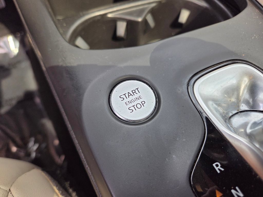 Used 2020 INFINITI QX50 Luxe FWD image 28