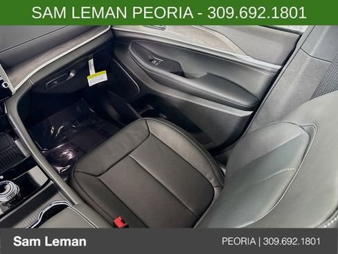 New 2026 Jeep Grand Cherokee L Limited image 24