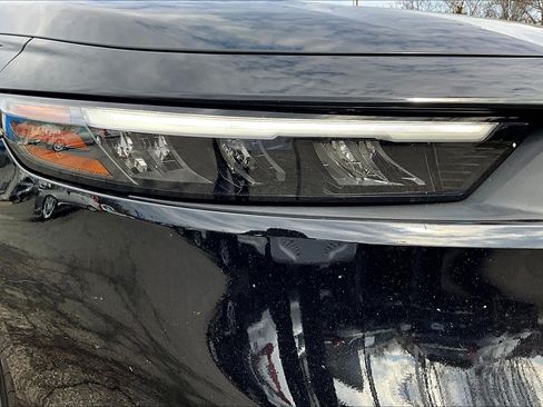 Used 2023 Honda Accord LX image 29