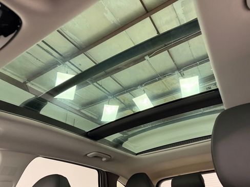 New 2026 Hyundai Tucson Limited image 24