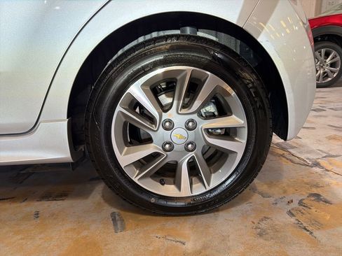 Used 2016 Chevrolet Spark LT image 36