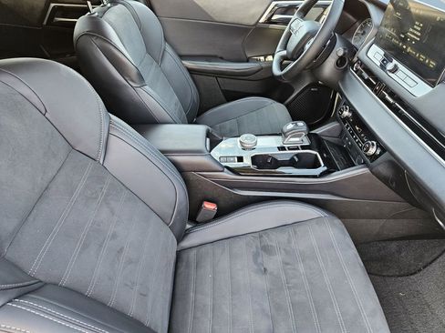 Used 2025 Mitsubishi Outlander SE AWD/4WD image 11
