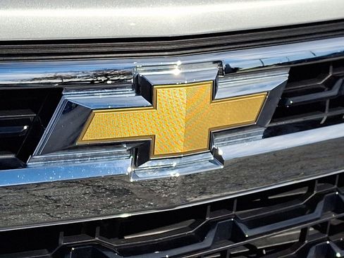 Used 2022 Chevrolet Silverado 1500 LT image 32