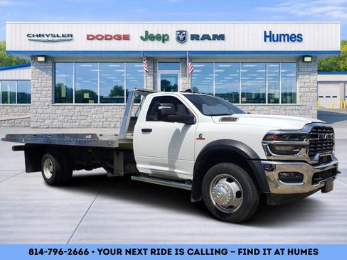 Used 2025 RAM 5500 Tradesman AWD/4WD image 1