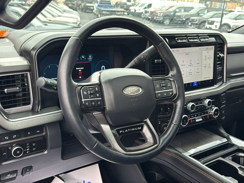 Used 2024 Ford F350 Platinum w/ FX4 Off-Road Package image 18