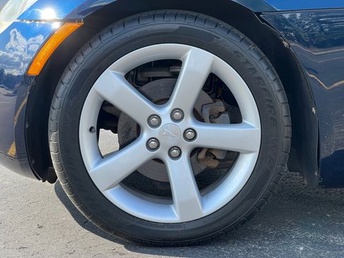 Used 2006 Pontiac Solstice Roadster w/ Power Package image 46