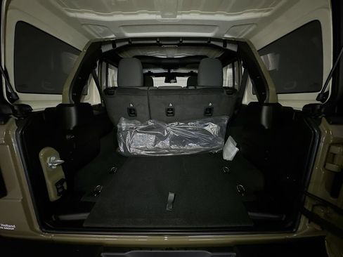 New 2026 Jeep Wrangler Unlimited Sport AWD/4WD image 30