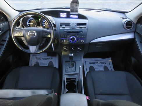 Used 2012 MAZDA MAZDA3 i Touring image 12