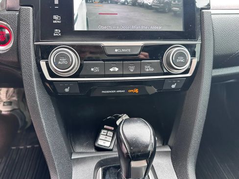 Used 2016 Honda Civic Touring image 19