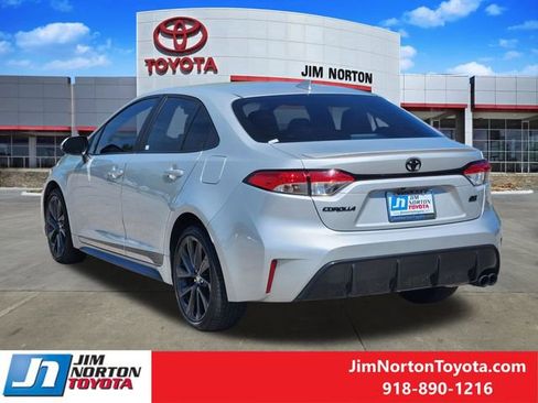 Used 2024 Toyota Corolla SE FWD image 8