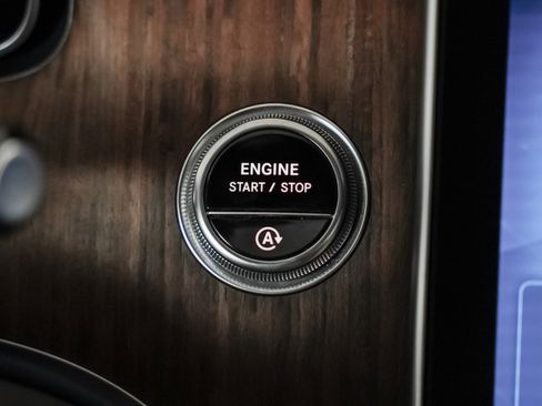 Used 2023 Mercedes-Benz C 300 Sedan image 19