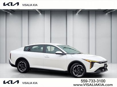 New 2025 Kia K4 EX