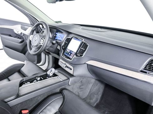 Certified 2023 Volvo XC90 B6 Ultimate w/ Protection Package Premier AWD/4WD image 24