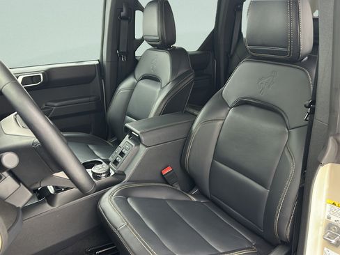 Used 2025 Ford Bronco Badlands AWD/4WD image 15