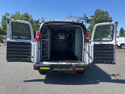 Used 2020 Chevrolet Express 2500 w/ Safety Package RWD image 21