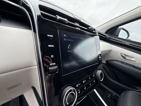 Used 2023 Hyundai Tucson SE image 20