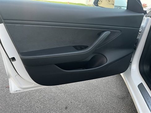 Used 2020 Tesla Model 3 Long Range image 13