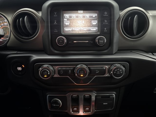 Used 2019 Jeep Wrangler Sport AWD/4WD image 15