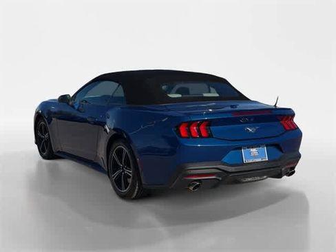 Used 2024 Ford Mustang Premium image 8