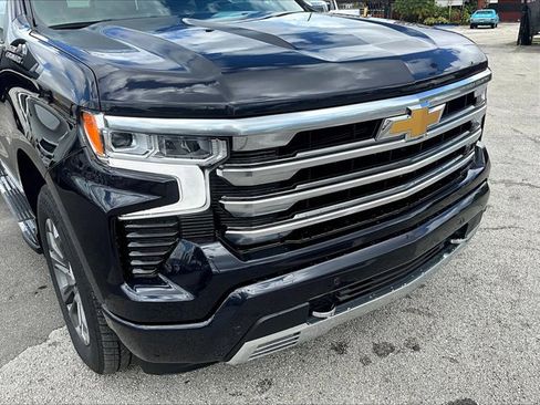 Certified 2024 Chevrolet Silverado 1500 High Country image 30