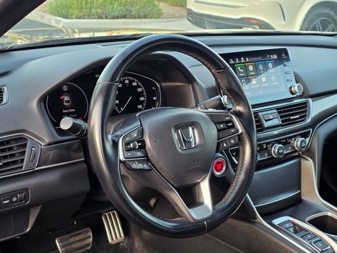 Used 2021 Honda Accord Sport image 14
