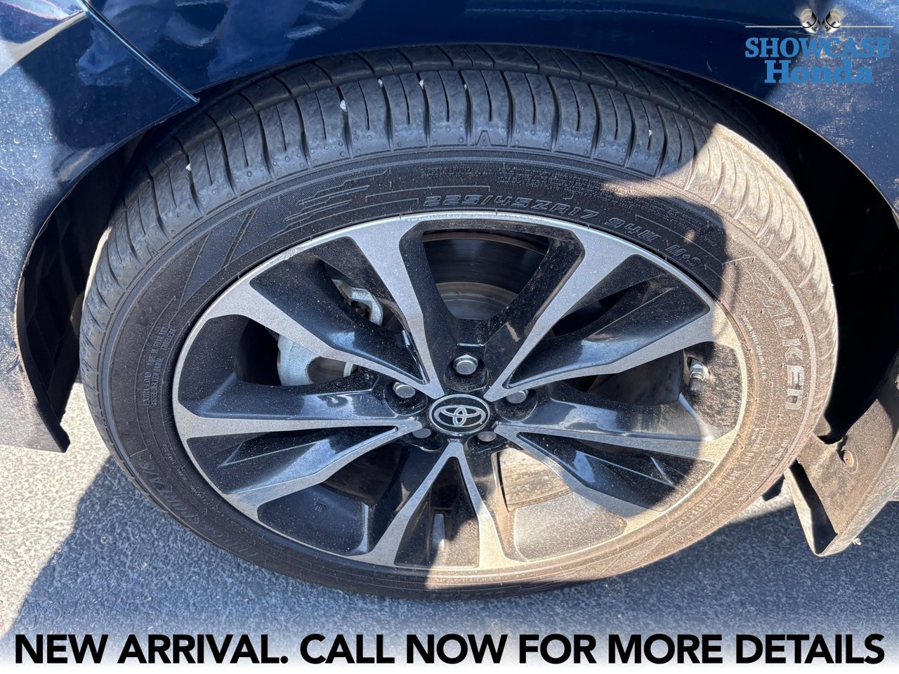 Used 2019 Toyota Corolla SE w/ SE Premium Package FWD image 7