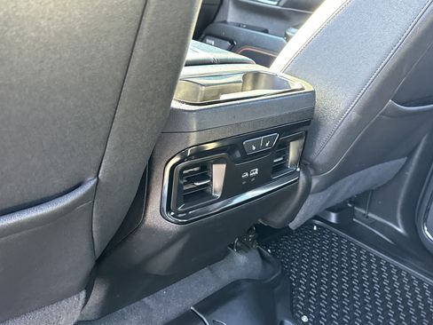 Used 2024 GMC Sierra 2500 AT4 w/ AT4 Premium Plus Package image 13