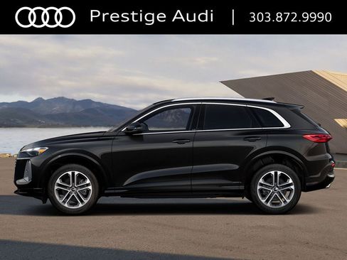 Used 2025 Audi Q5 Premium w/ Convenience Package image 30