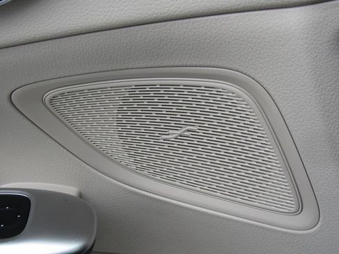 Certified 2023 Mercedes-Benz C 300 4MATIC Sedan image 35