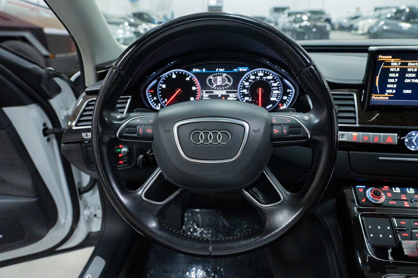 Used 2015 Audi A8 L TDI w/ Premium Package AWD/4WD image 32