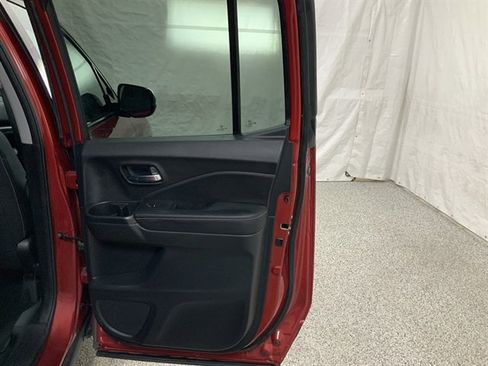 Used 2024 Honda Ridgeline Sport image 22