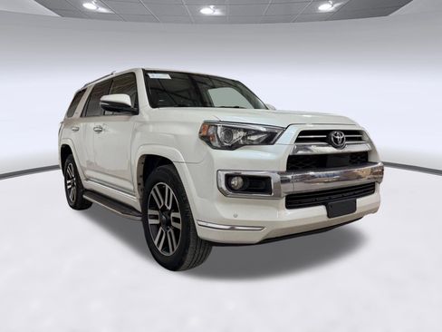Used 2020 Toyota 4Runner Limited RWD image 34
