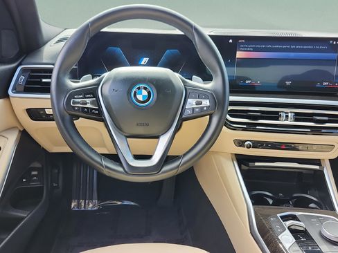 Certified 2023 BMW 330e 330e w/ Convenience Package image 37